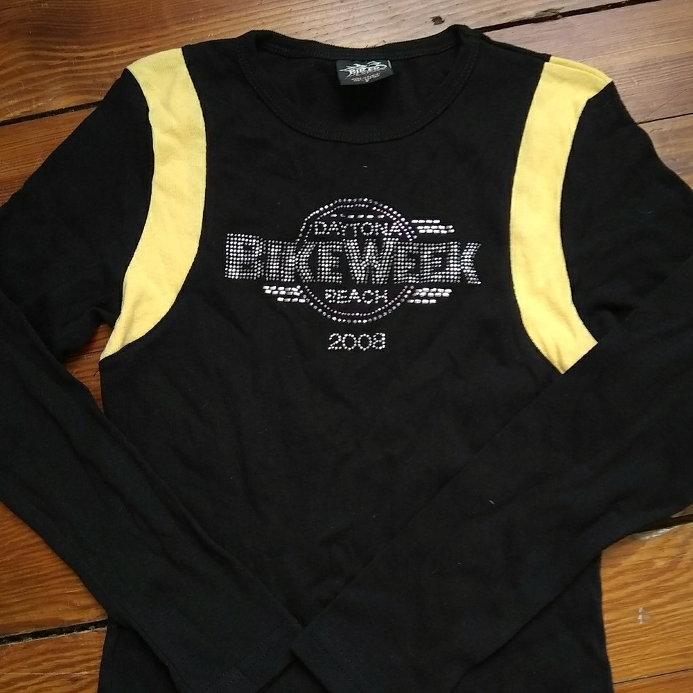 Womens longsleeve shirt
